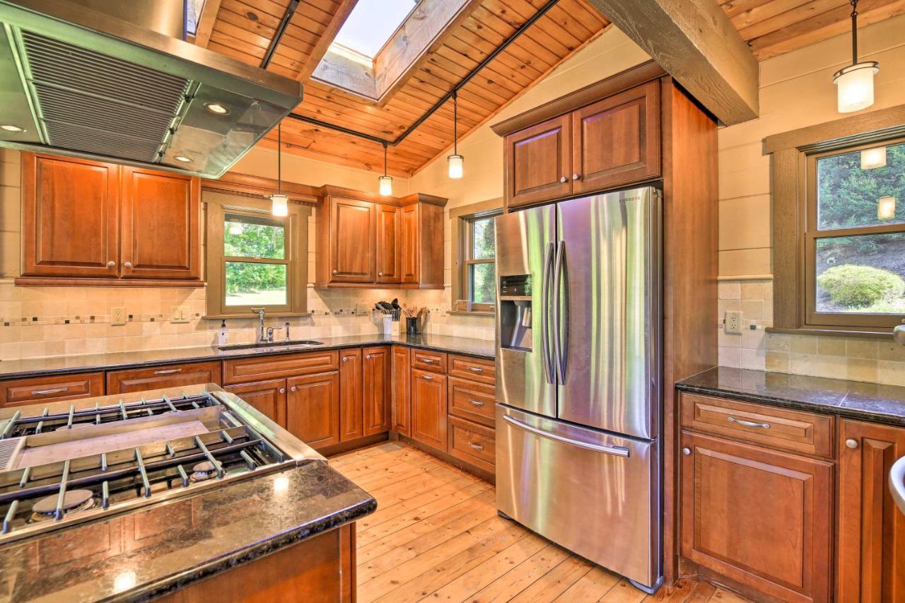 Dog-Friendly Cabin, 9 Mi To Sugar Mountain Resort Banner Elk Bagian luar foto