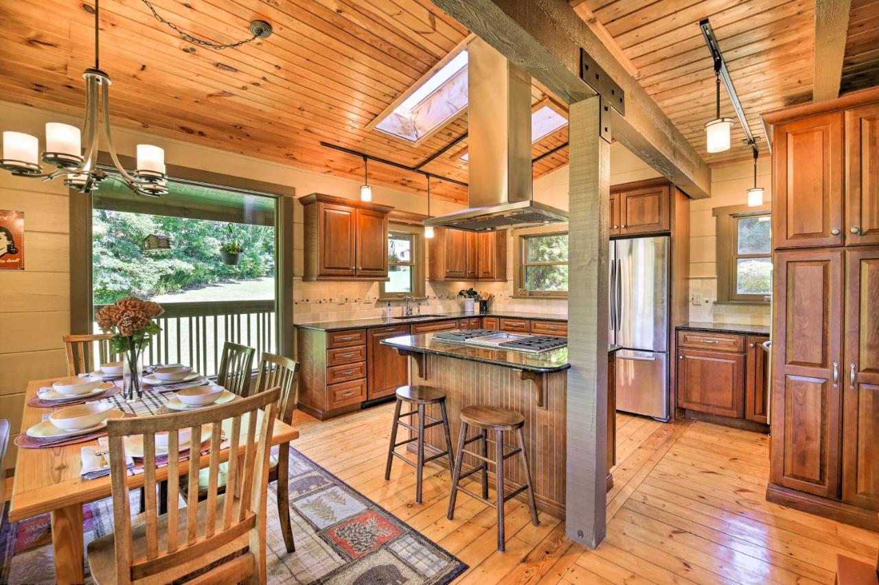 Dog-Friendly Cabin, 9 Mi To Sugar Mountain Resort Banner Elk Bagian luar foto
