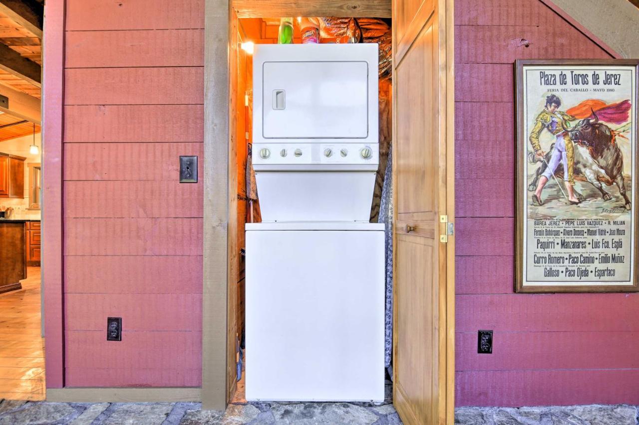 Dog-Friendly Cabin, 9 Mi To Sugar Mountain Resort Banner Elk Bagian luar foto