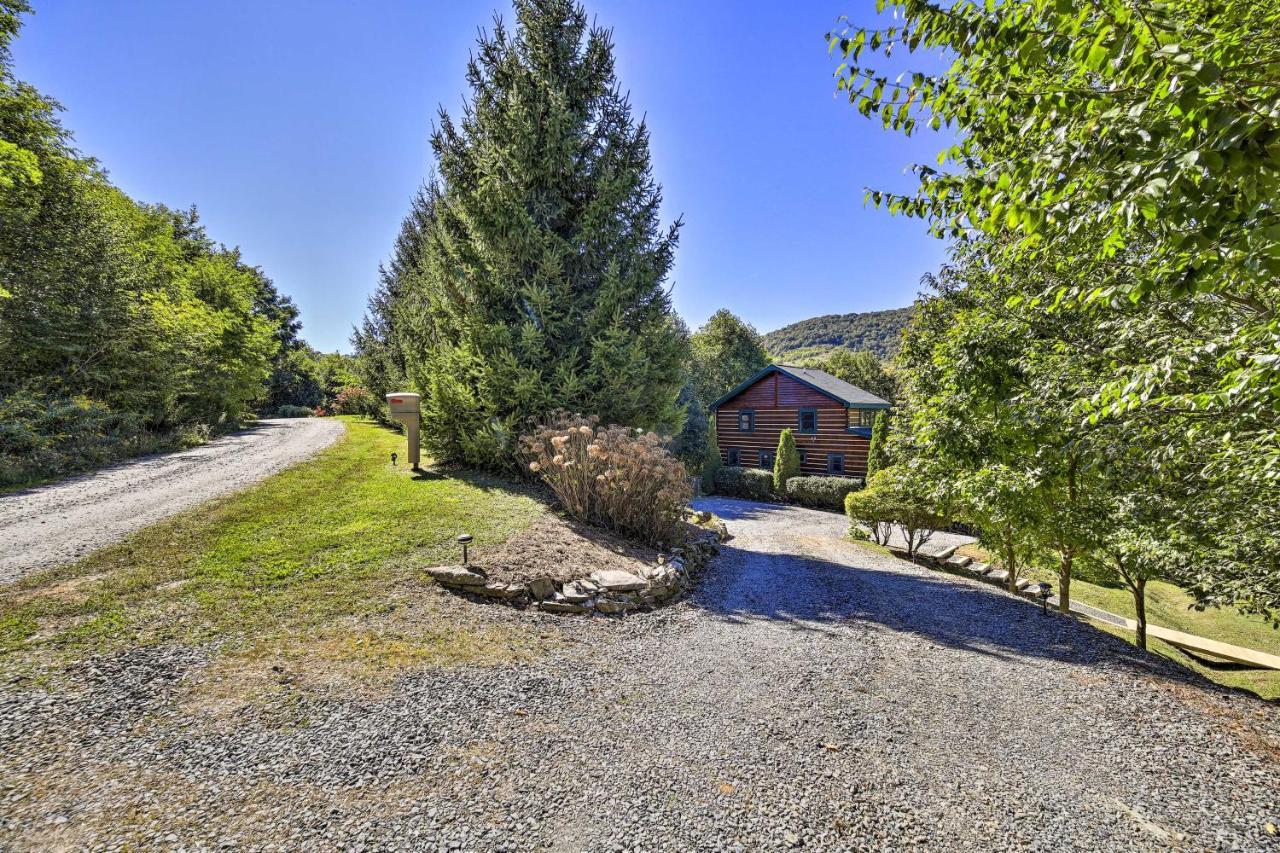 Dog-Friendly Cabin, 9 Mi To Sugar Mountain Resort Banner Elk Bagian luar foto