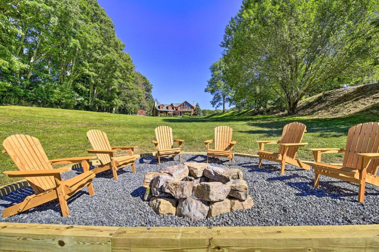 Dog-Friendly Cabin, 9 Mi To Sugar Mountain Resort Banner Elk Bagian luar foto